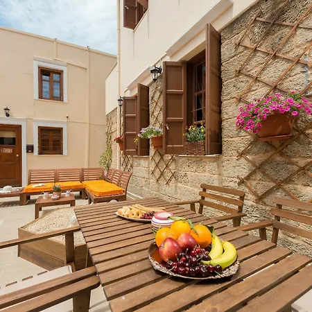 Xenios Zeus Appartement *